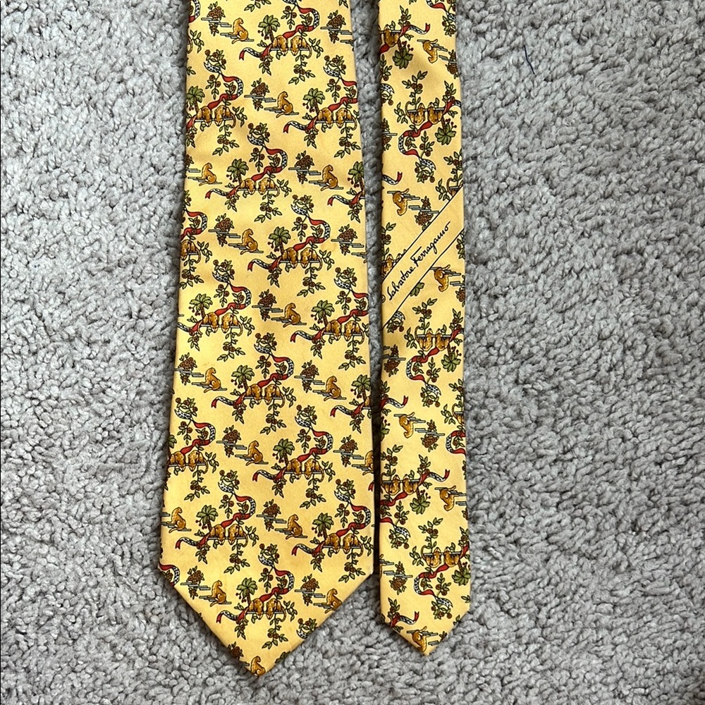 Salvatore Ferragamo Yellow Patterned Men's Tie jungle inspired
